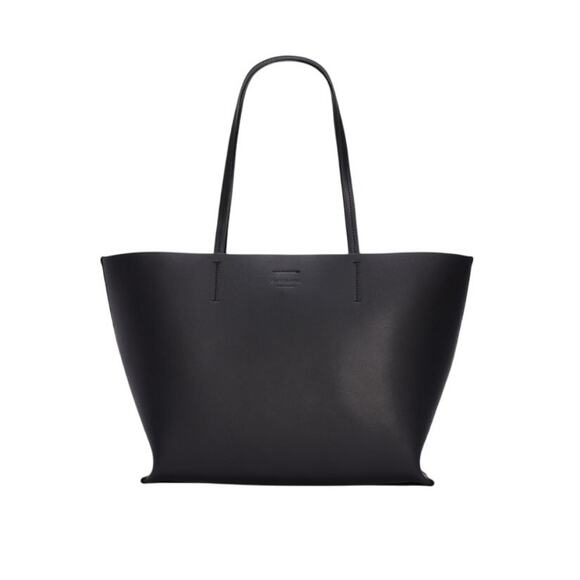 Everlane Handbags - EVERLANE The Luxe Medium Italian Leather Tote Black
